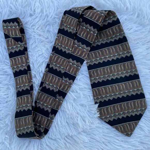 Geoffrey Beene Men Tie 100% Silk Neck Tie Classic Ties Made in USA - Picture 12 of 12